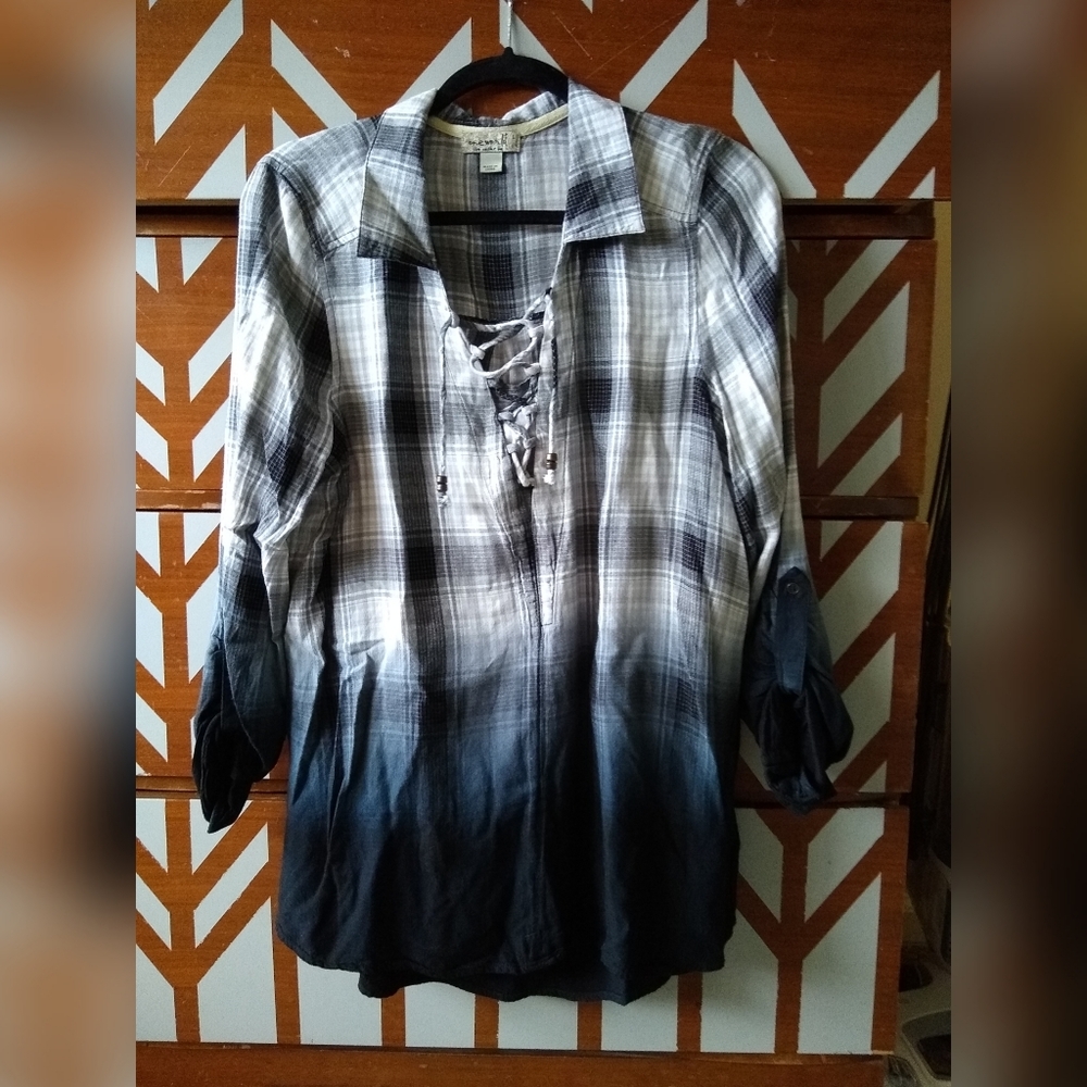 Plaid top
